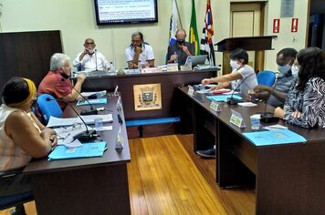 Ações de combate à pandemia, limpeza dos terrenos públicos, medidas de prevenção à dengue e compra de decibelímetro, foram temas discutidos na última sessão da Câmara Municipal