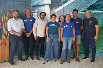Vereadores se reúnem com representantes da Associação do Caminho da Fé 