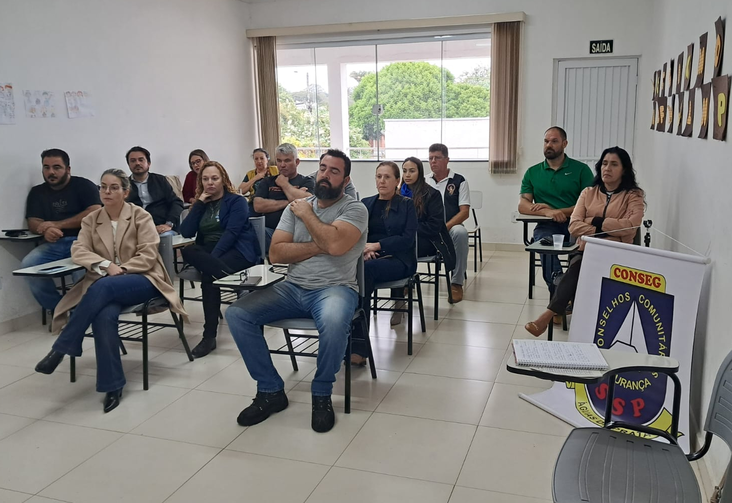 Câmara Municipal participa de reunião do CONSEG sobre segurança pública em Águas da Prata.