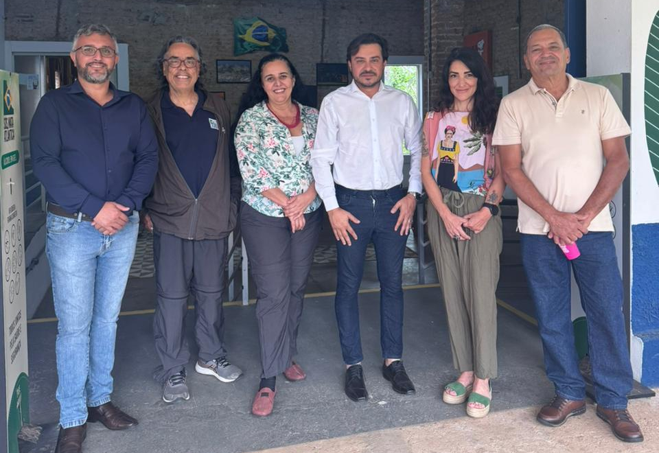 Câmara Municipal busca parceria com a Fundação SOS Mata Atlântica 